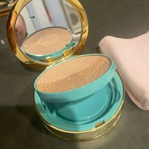 Gucci Makeup Powder